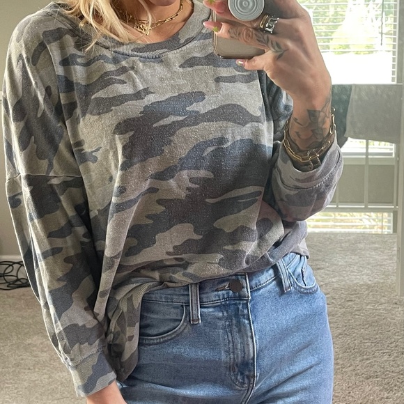 Pam & Gela Tops - Sweatshirt